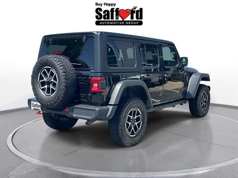 Used 2025 Jeep Wrangler Unlimited Rubicon AWD/4WD image 8