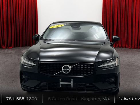 Used 2024 Volvo S60 B5 Plus w/ Climate Package image 2