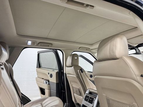 Used 2016 Land Rover Range Rover Sport HSE image 13