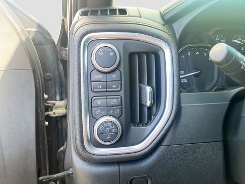 Used 2019 GMC Sierra 1500 AT4 w/ AT4 Premium Package image 10