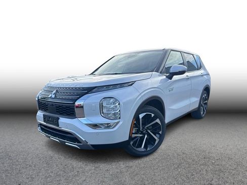 Used 2025 Mitsubishi Outlander SE AWD/4WD image 1