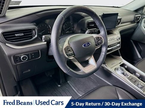 Certified 2023 Ford Explorer XLT w/ Equipment Group 202A image 11