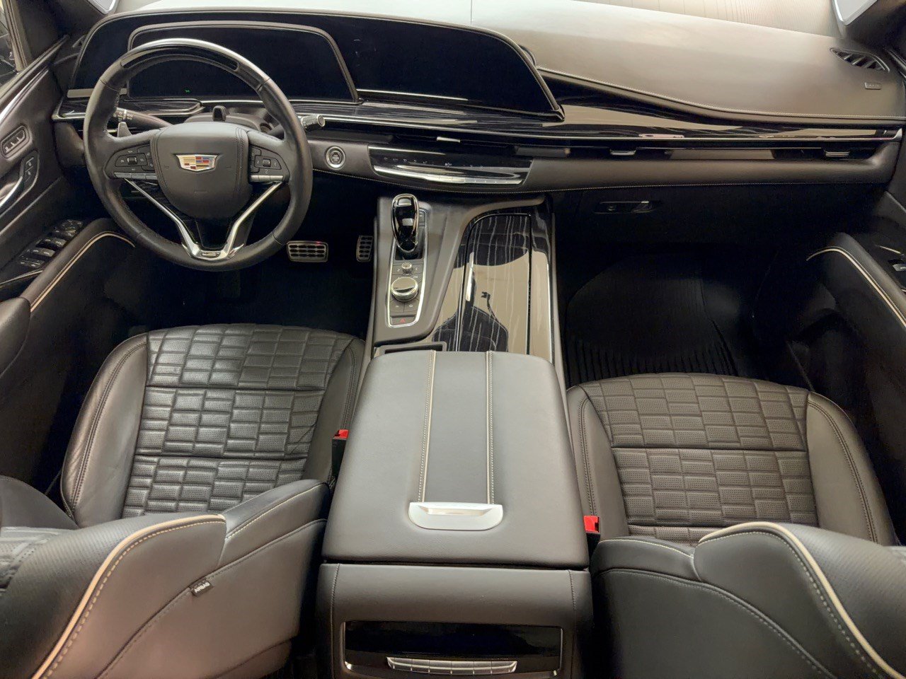 Certified 2023 Cadillac Escalade V AWD/4WD image 17