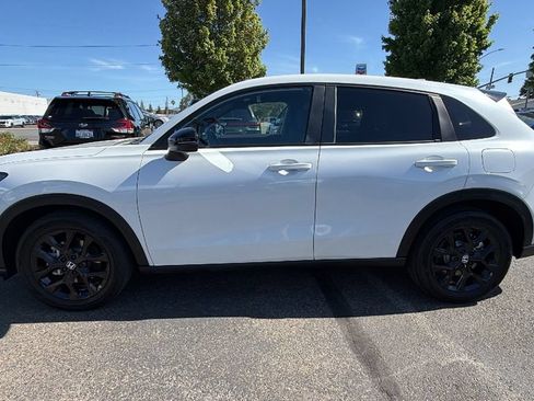 Used 2024 Honda HR-V Sport image 7
