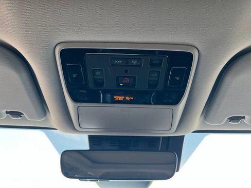 Used 2026 Toyota Grand Highlander AWD Hybrid image 25