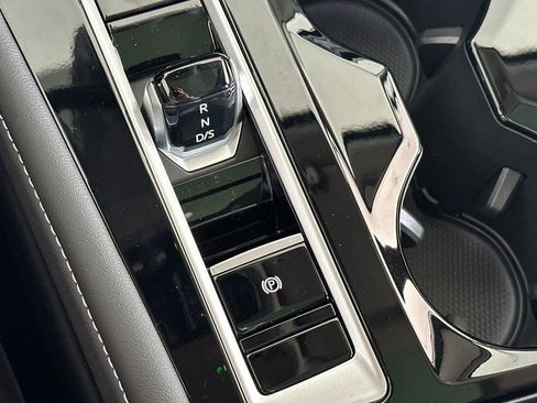 New 2026 Volkswagen Atlas SEL image 22