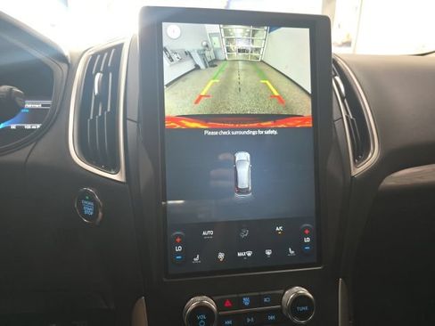 Used 2024 Ford Edge SEL AWD/4WD image 24