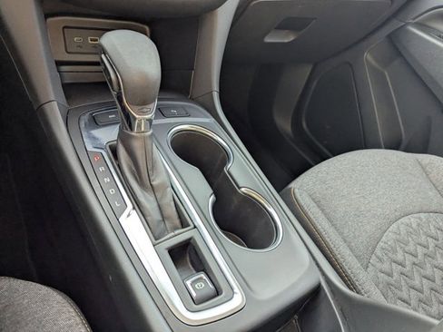 Used 2024 Chevrolet Equinox LT image 12