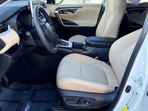 Certified 2025 Toyota RAV4 XLE image 19