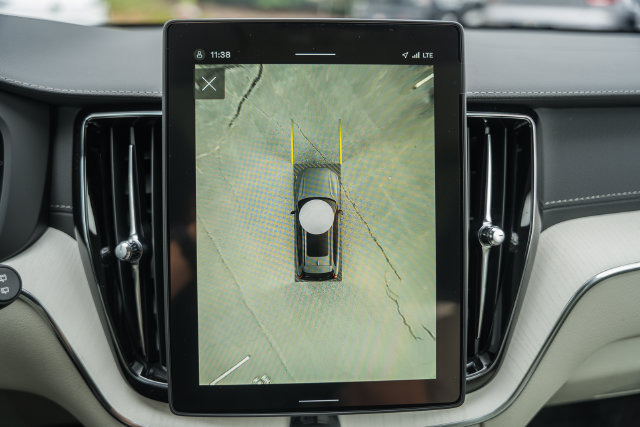 New 2027 Volvo XC60 B5 Ultra AWD/4WD image 44
