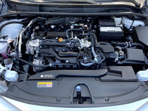 Used 2026 Toyota Corolla LE FWD image 31