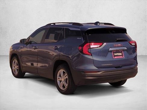 Certified 2024 GMC Terrain SLE w/ Driver Convenience Package FWD image 8