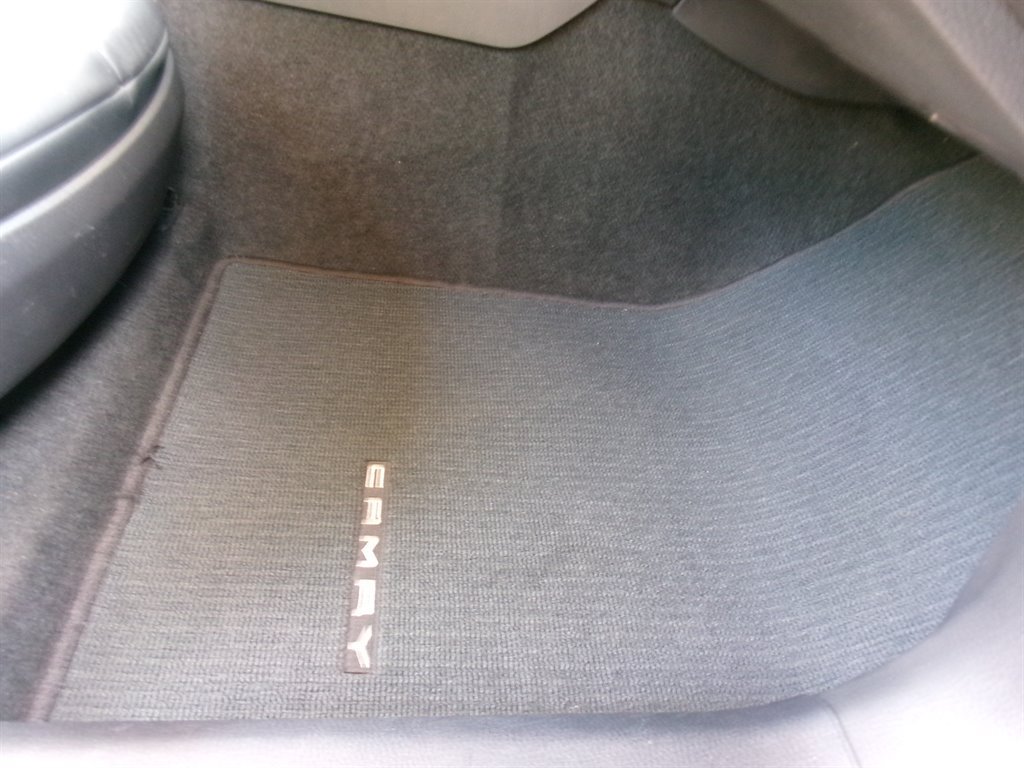 Used 2024 Toyota Camry XLE FWD image 24