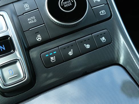 Used 2021 Hyundai Santa Fe Limited w/ Cargo Package image 38