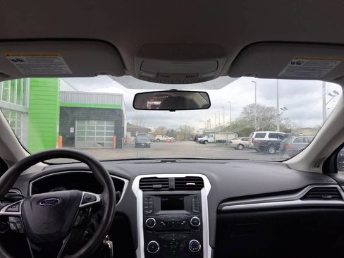 Used 2014 Ford Fusion S image 17