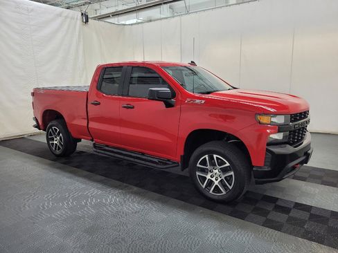 Used 2019 Chevrolet Silverado 1500 Custom Trail Boss w/ Custom Convenience Package AWD/4WD image 11