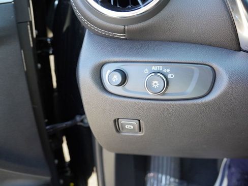 Certified 2025 Chevrolet Blazer LT image 22