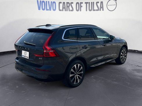 Used 2023 Volvo XC60 B5 Core w/ Climate Package FWD image 5