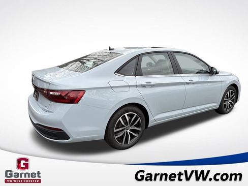 New 2026 Volkswagen Jetta SE image 5