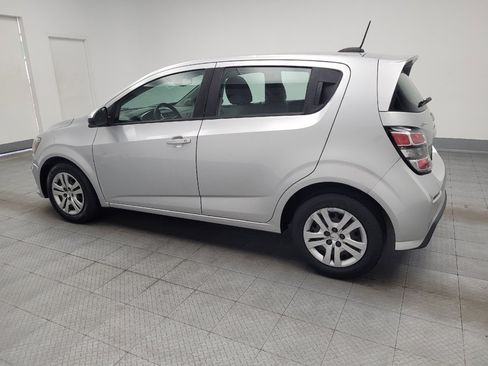 Used 2020 Chevrolet Sonic LT FWD image 3