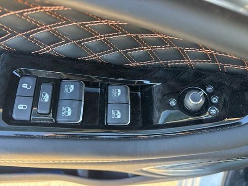 Used 2023 Jeep Grand Cherokee L Summit image 29