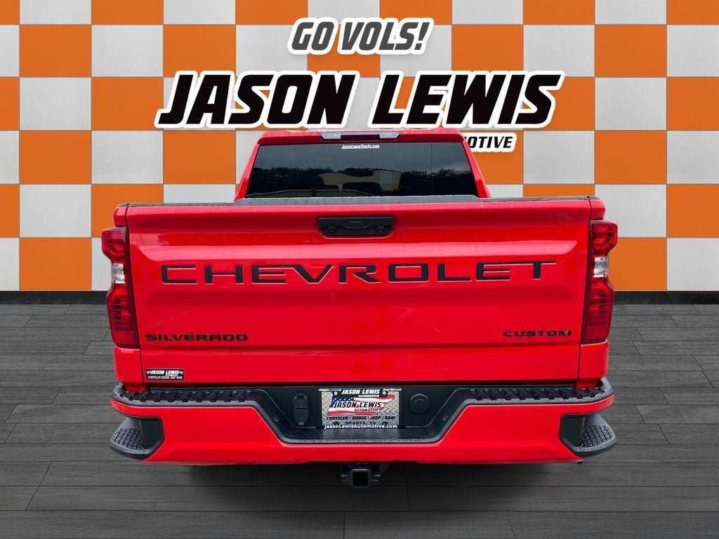 Used 2025 Chevrolet Silverado 1500 Custom w/ Turbomax Blackout Package AWD/4WD image 4