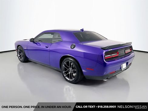 Used 2023 Dodge Challenger R/T Scat Pack RWD image 7