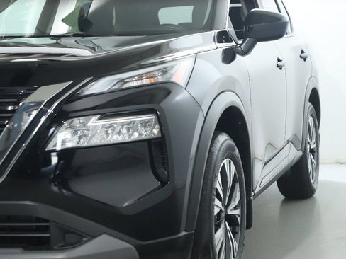 Certified 2023 Nissan Rogue SV AWD/4WD image 5
