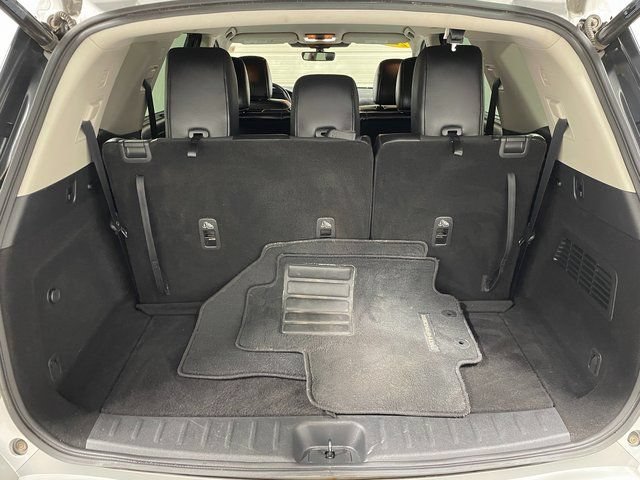 Used 2024 Nissan Pathfinder SL w/ Black Appearance Package AWD/4WD image 24