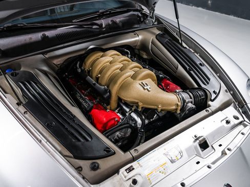 Used 2002 Maserati Spyder GT RWD image 34