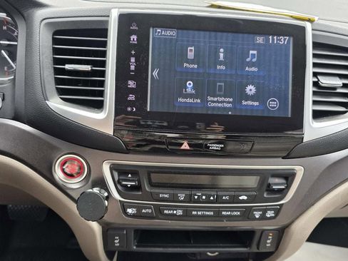 Used 2017 Honda Pilot EX-L image 10