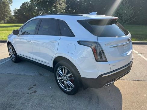 Certified 2025 Cadillac XT5 Sportv w/ Technology Package AWD/4WD image 3