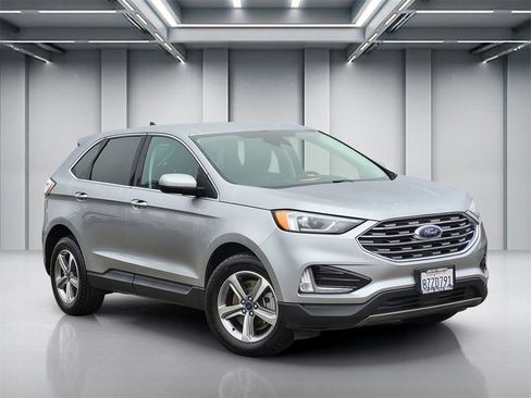 Used 2022 Ford Edge SEL w/ Convenience Package image 1