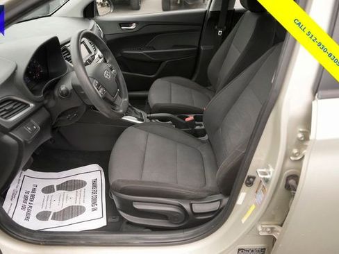 Used 2018 Hyundai Accent SE image 9