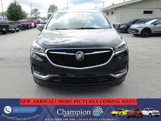 Used 2018 Buick Enclave Essence AWD/4WD image 2