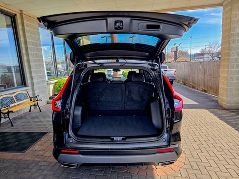 Used 2025 Honda CR-V Sport image 34