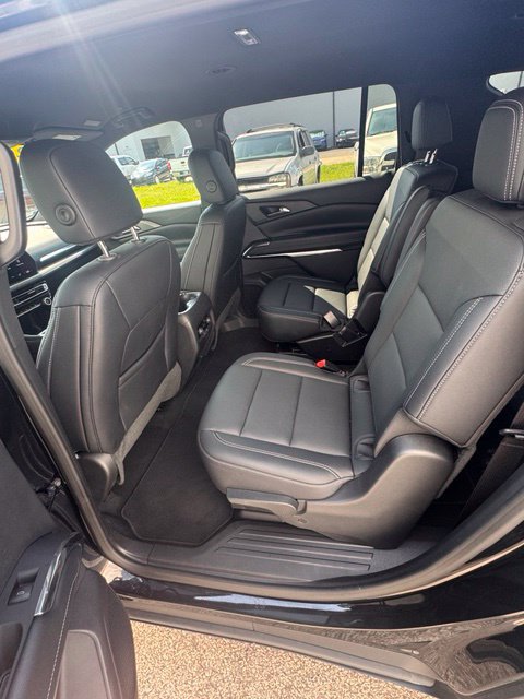 Certified 2026 Chevrolet Traverse LT AWD/4WD image 24