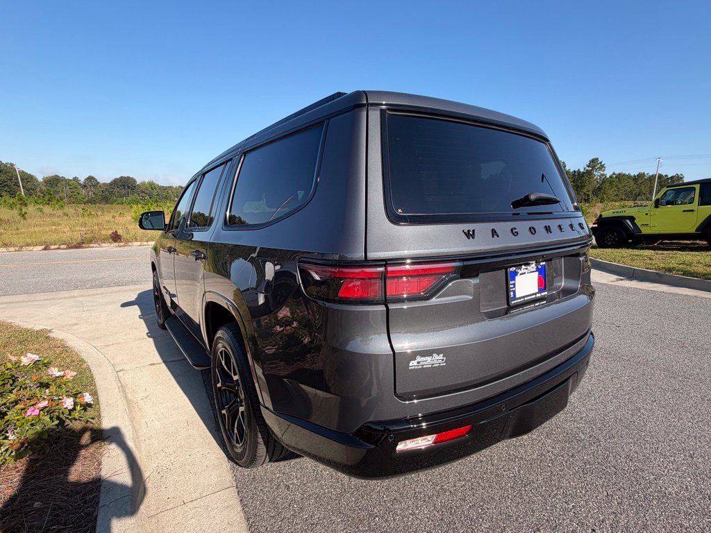 Used 2024 Jeep Wagoneer Series II RWD image 18