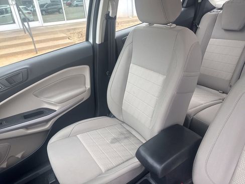 Used 2019 Ford EcoSport S image 8