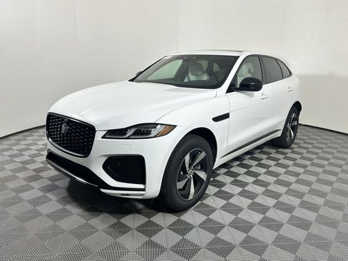 Used 2026 Jaguar F-PACE R-Dynamic S image 1