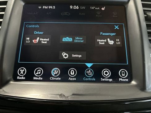 Used 2017 Chrysler 300 S image 7