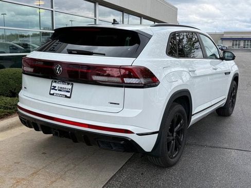 New 2026 Volkswagen Atlas Cross Sport SEL R-Line AWD/4WD image 3