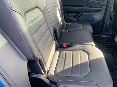 Used 2024 Volkswagen Atlas Cross Sport SEL image 27