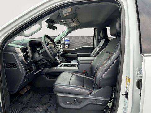 Used 2025 Ford F250 Lariat w/ Chrome Package AWD/4WD image 21