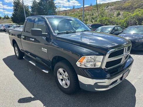 Used 2018 RAM 1500 Classic SLT AWD/4WD image 1