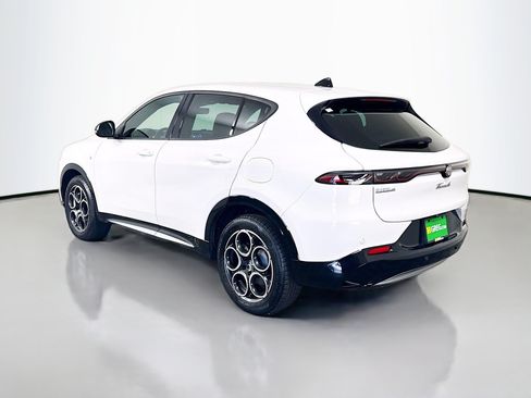 Used 2024 Alfa Romeo Tonale Ti AWD/4WD image 7
