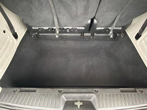 Used 2019 Dodge Grand Caravan SXT FWD image 26