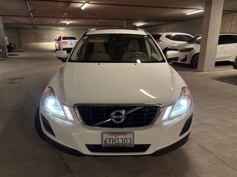 Used 2013 Volvo XC60 3.2 FWD image 2