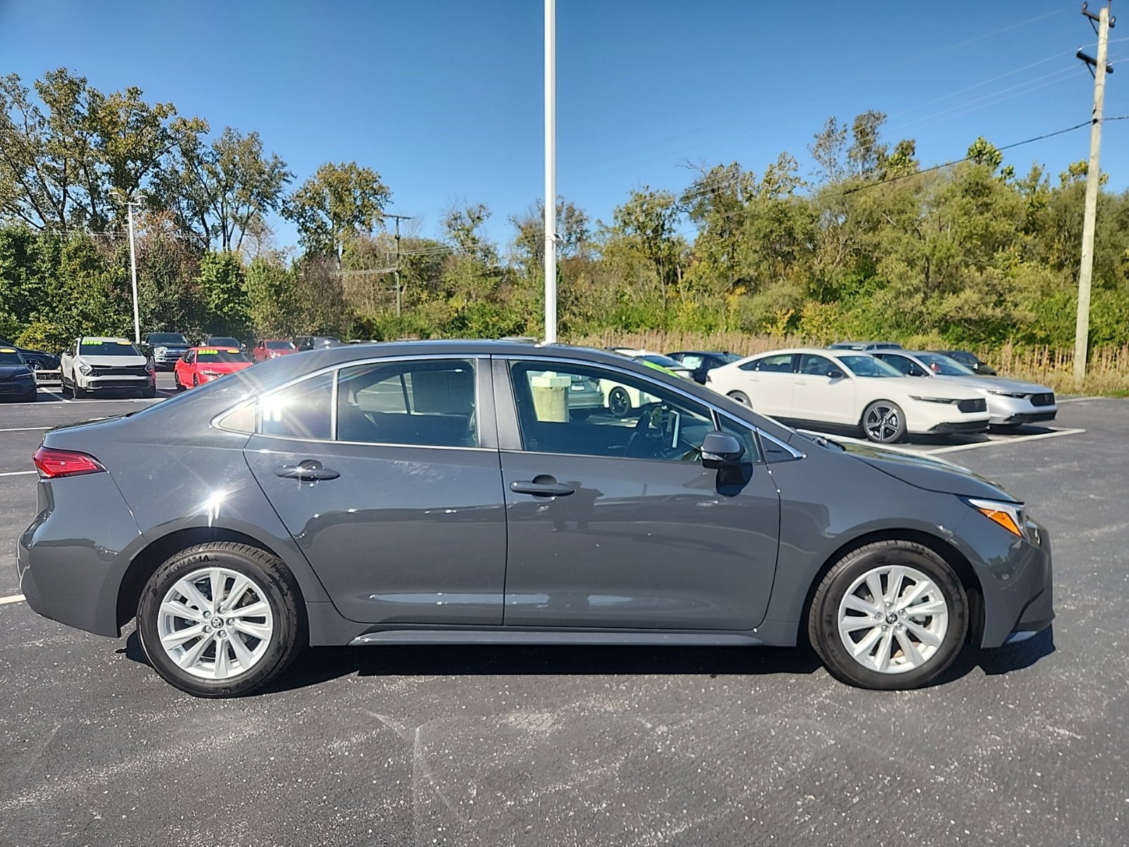 Used 2026 Toyota Corolla XLE FWD image 10