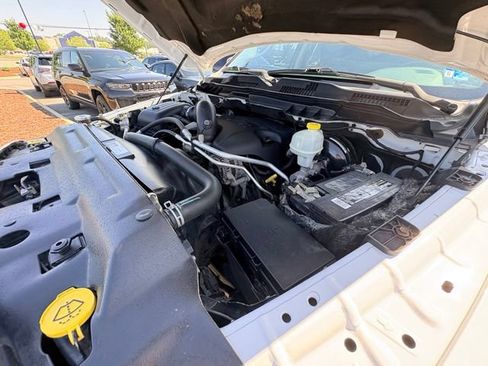 Used 2016 RAM 1500 Express AWD/4WD image 34